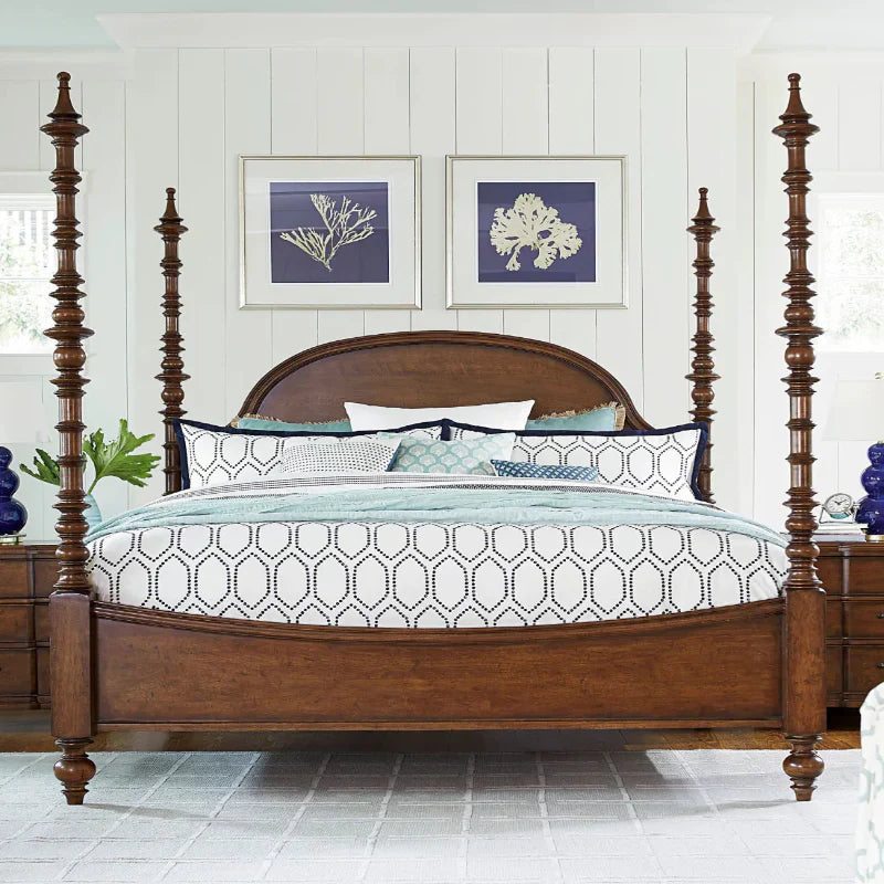 Asprin Solid Wood Luxury Poster Bed in Brown